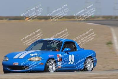 media/Oct-29-2022-CalClub SCCA (Sat) [[e05833b2e9]]/Race Group 3/Qualifying (Outside Grapevine)/